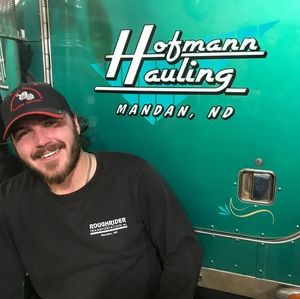 Meet your Posher, Alex